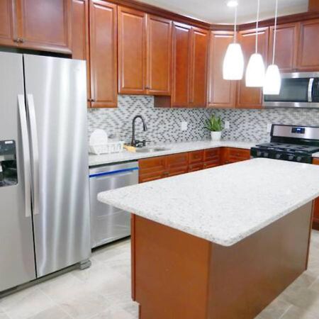 Newly Renovated Guest Rooms Near Transportation Philadelphia Buitenkant foto